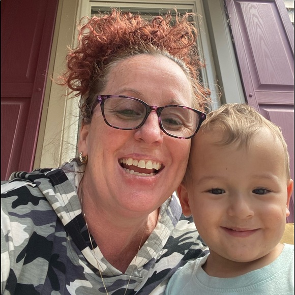 Meet your Posher, Kimberly - Picture 1 of 1